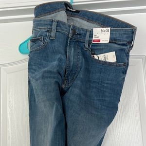 Men’s express slim straight new with tags